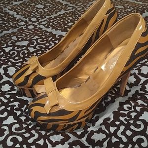 Brown sahara striped stillettos